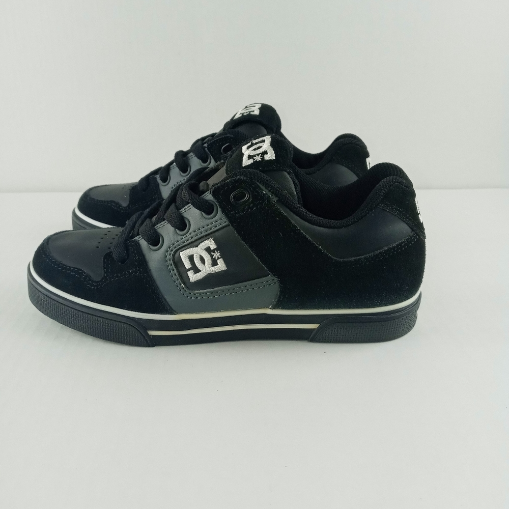 DC Shoes Boys sneakers
